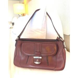 AIGNER Beautiful Vintage Bag / 5 Sections! / Wonderful Leather & Metal Detail